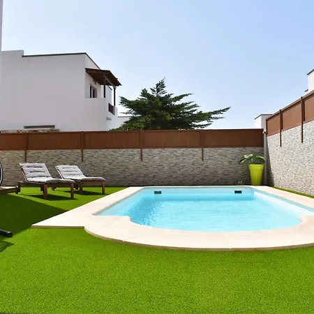 Tilley Private Pool Вилла *